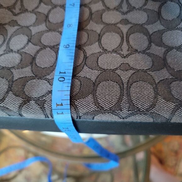 Coach Hobo - Picture 12 of 12